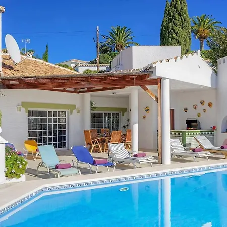 Colina Vista Villa *